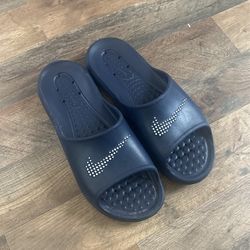 Nike Shower Slides 