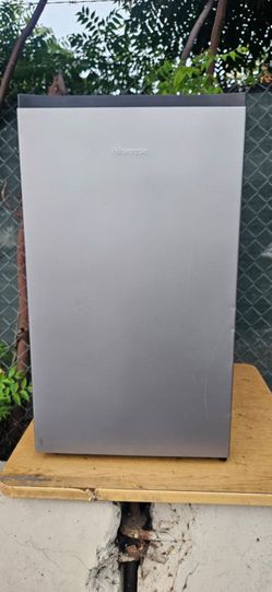 Mini fridge stands 3'ft