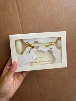 Anti-Aging Facial Massage Gift Set