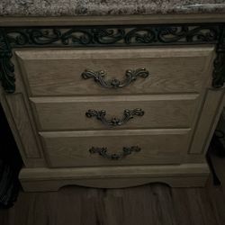 Par De Burós Y Cajonera