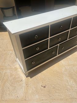 Dresser 70$