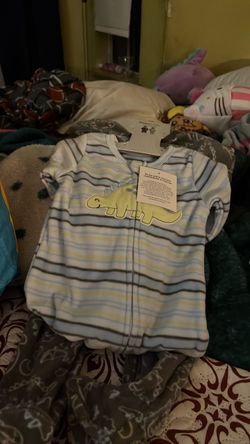 Son 2 pijamas están nuevas