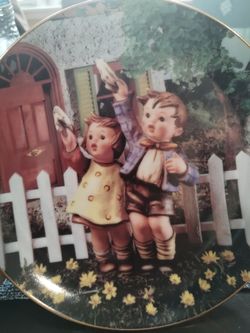 M.L.Hummel Collectors Plate