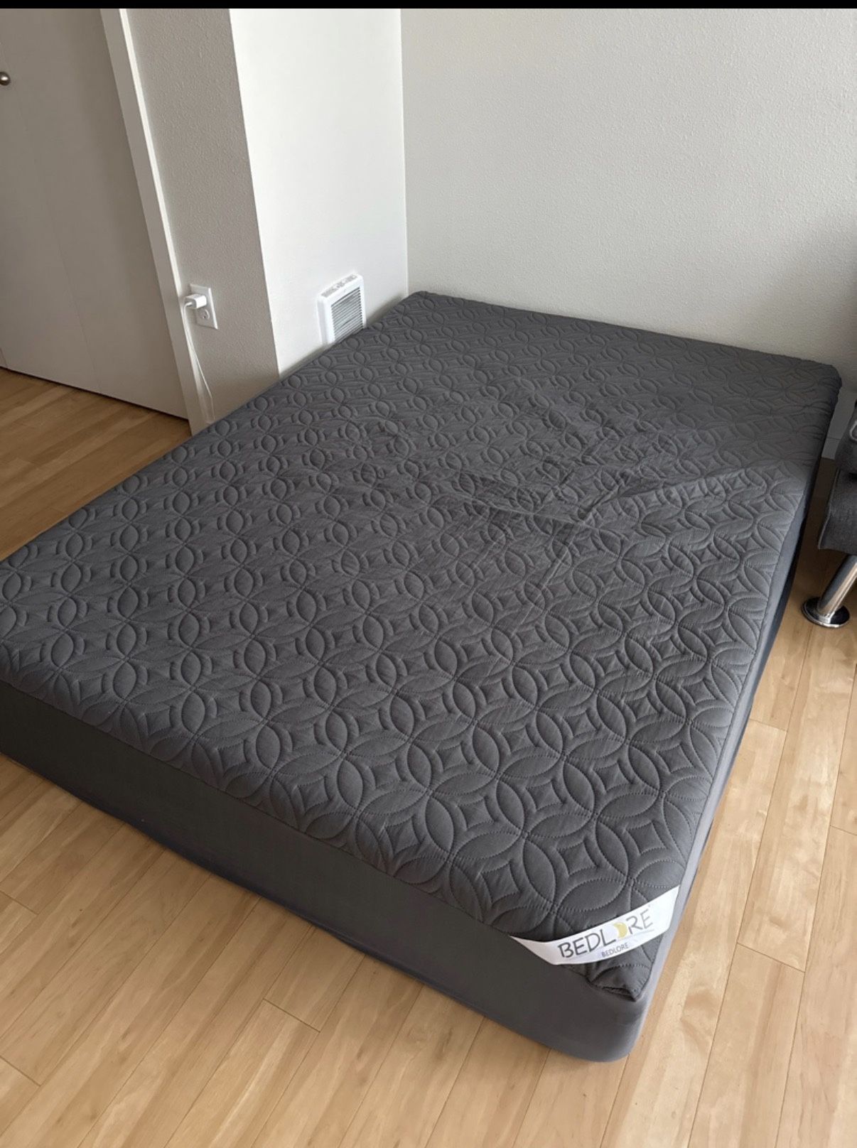 Zinus 12” Memory Foam Mattress (Full, Medium Firm)