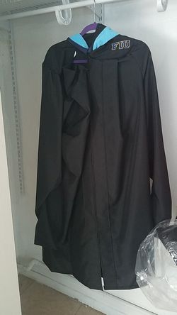 FIU Master gown