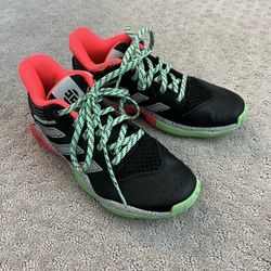 James harden hot sale boys shoes