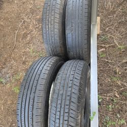 13 Inches In Great Condition Public Meeting 