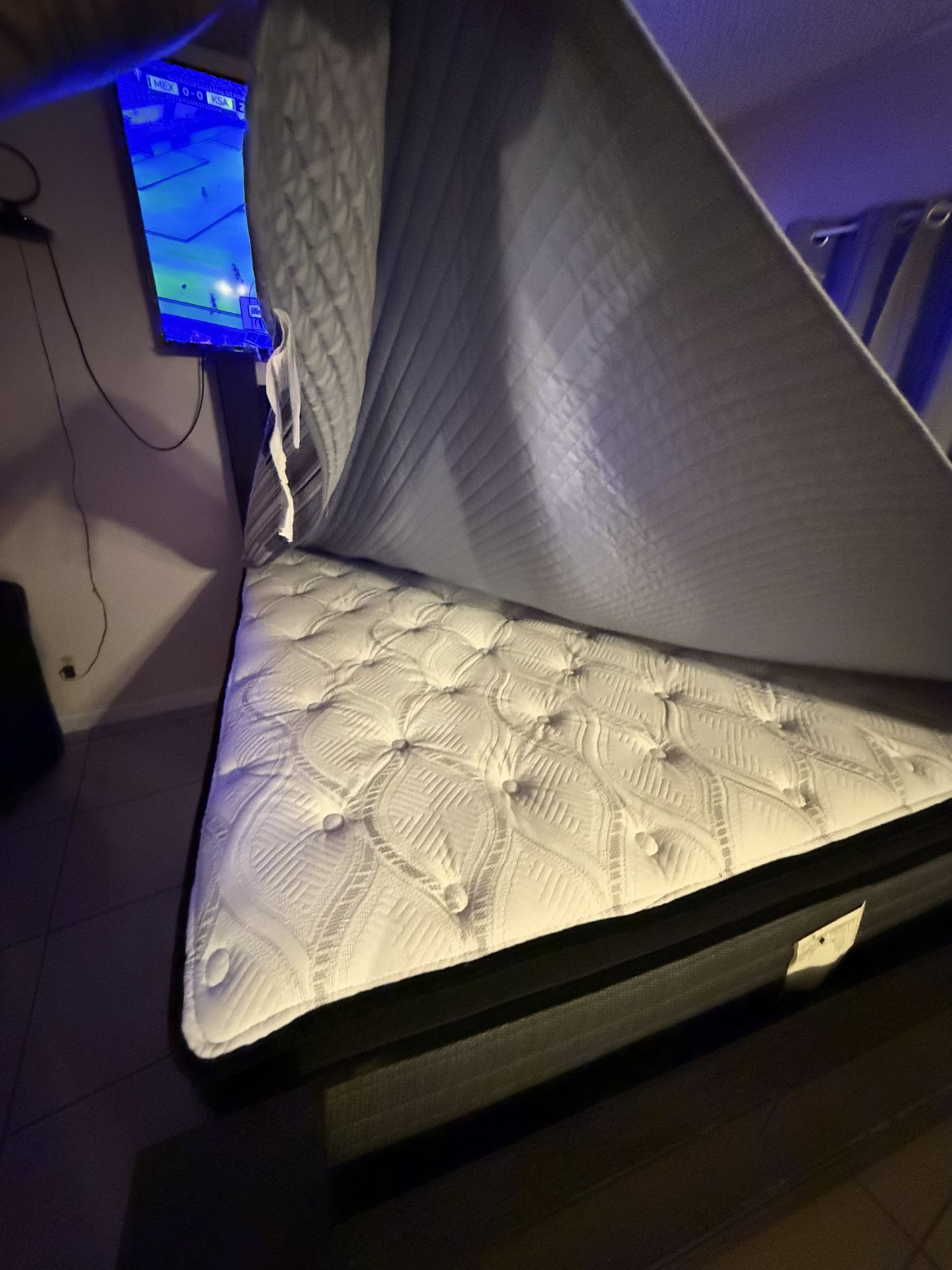 Cal-king full bed