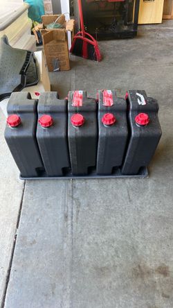 10 quart oil containers