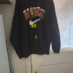 Nike Sweater Large 