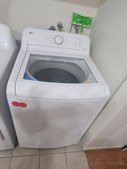 LG Washer & Gas Dryer Set