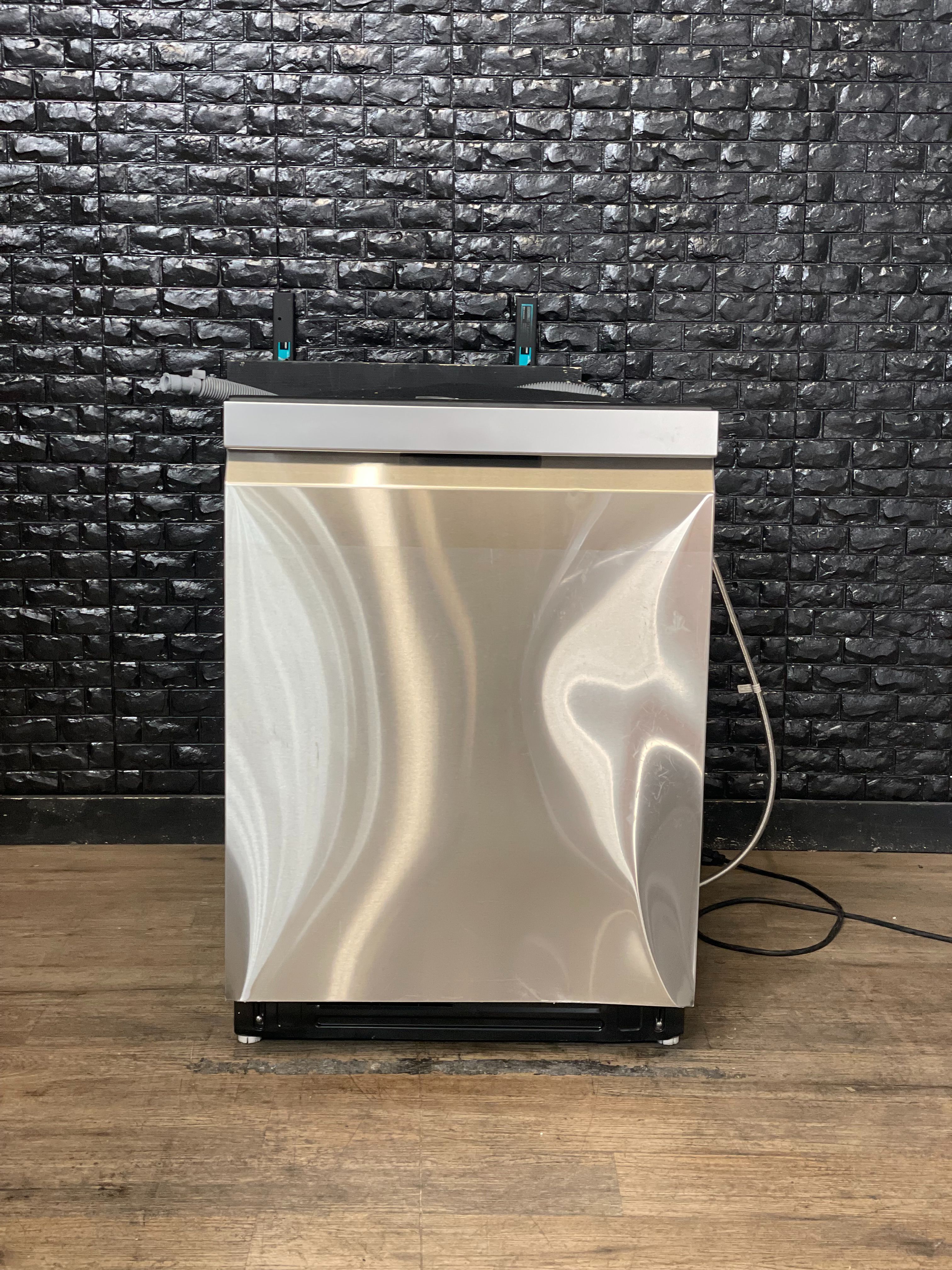 LG DISHWASHER w/WARRANTY! R2538A