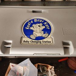 Baby Changing Station 
