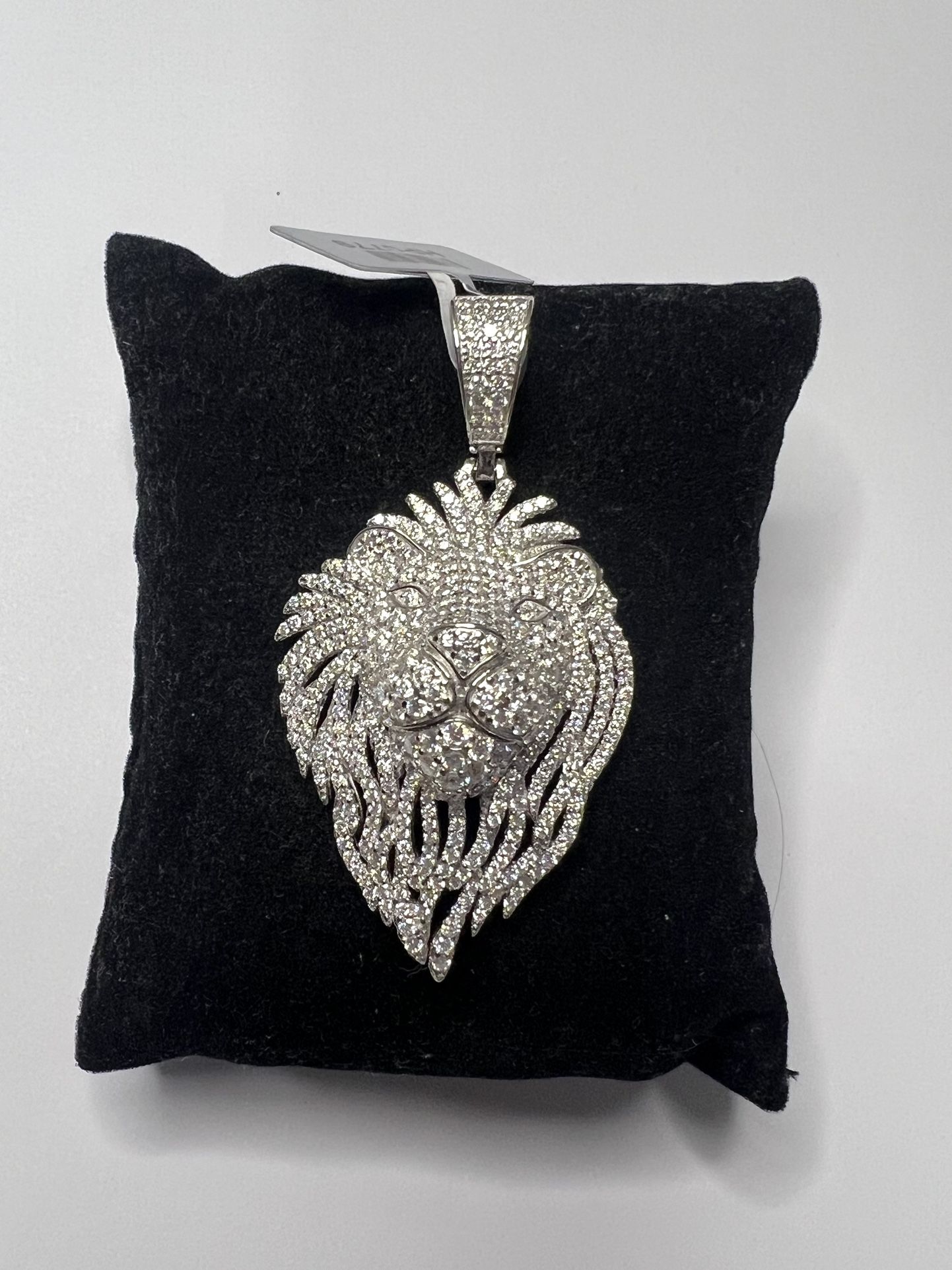 925 Sterling Silver Moissanite Lion Head Men’s Pendant