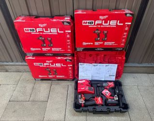 Milwaukee M18 Fuel 2-Tool Combo Kit Hammer Drill/Driver And Impact Driver + 2 Batteries XC5.0 M18 + Charger + Carrying Case Model 3697-22