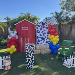 Farm Animals Barnyard Birthday Decor