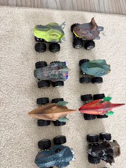 Dinosaur’s car set 12