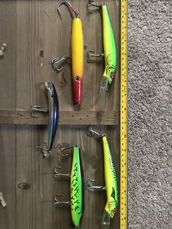 Various fishing lures ALL INCLUDED IN PRICE!!!