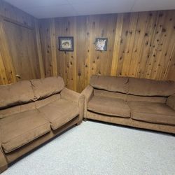 Super soft,Caramel Brown cloth couch & matching love seat. Non smoking home!