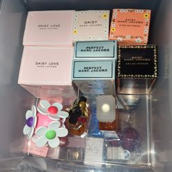 MARC JACOBS COLLECTION