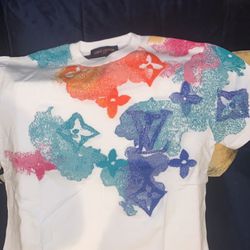 2021 Louis Vuitton Watercolour Monogram T-shirt for Sale in Glyndon, MD -  OfferUp