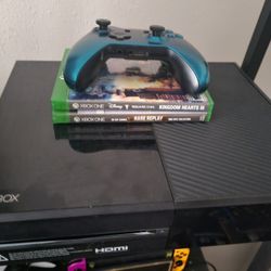 Xbox ONE WITH 2 GAMES (KINGDOM HEARTS 3 AND RARE REPLAY!)