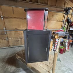 Spinning Top Display Case And Extra Storage