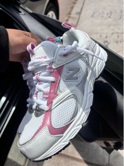 New balance shoes