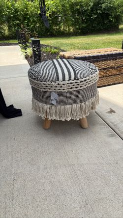 Lounge stool