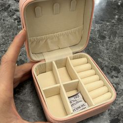 ✨ Beautiful Jewelry Box in Pink Leather 💝✨