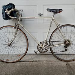 Classic Schwinn Le Tour Racing Bike