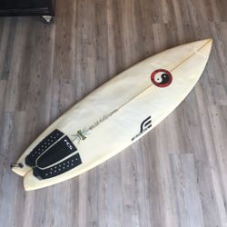 T&C Estrada Surfboard 5’10 - 34.2 L Bandito 