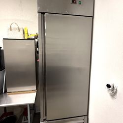 Commercial  Reach In Freezer 
