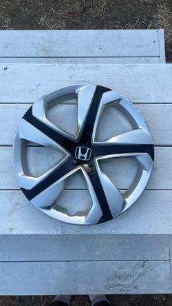 Honda orinal hubcap