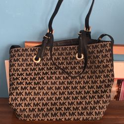 MK Purse (Michael Kors) 