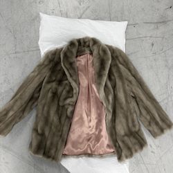 Vintage Brown Baige FAUX !! Fur Jacket - Beautiful Condition!lllNot Sure