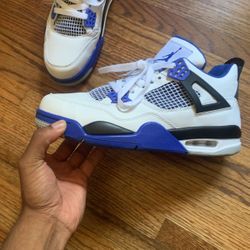 Retro blue 4s Size 8.5