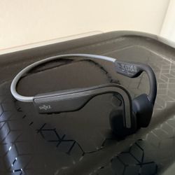 SHOKZ OpenMove - Open-Ear Bluetooth Sport Headphones, Bone Conduction Wireless Earphones, Sweatproof for Running and Workouts