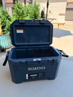 Igloo Yukon 70 Qt Hard Cooler