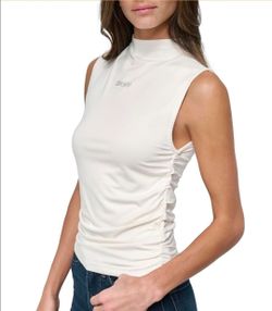 DKNY