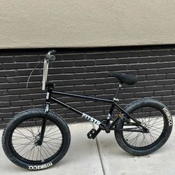 BMX Fit SRT 20.5” TT Bike-Gloss Black 