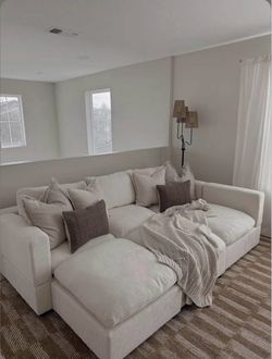 MODULAR SECTIONAL in BEIGE 🛋️🤍