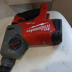Milwaukee Rotary Hammer