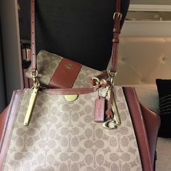 Coach Purse With Matching Wallet 