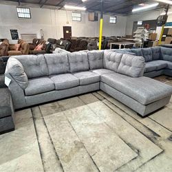 Brand New🌐Delivery and Finance Available 🌐Marleton Gray 2 Piece Laf/Raf Sectional with Chaise 