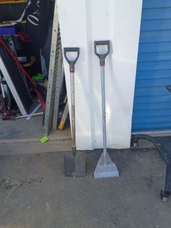 Lot of 2 Serrated Edge Sod Cutting Tools