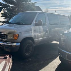 2006 Ford E250