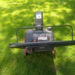 Yard Machine 21",5.5 HP Electric Start Snow Blower.