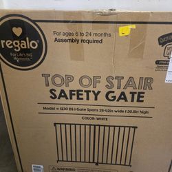 Regalo Safety Gate 