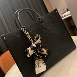 Stylish LV Tote Bag 